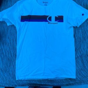 champion short sleeve tee size small